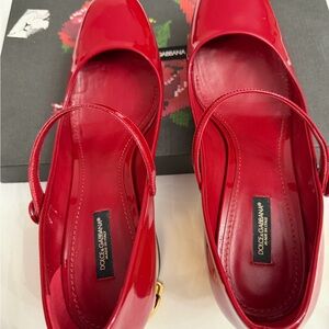 Dolce & Gabbana Shiny Scarlet Heels